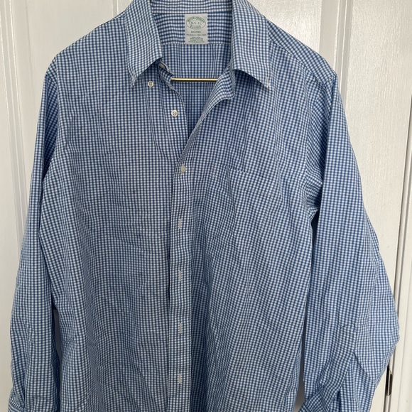 Men’s Brooks Brothers Shirt - size 16.5 33 - Picture 1 of 3